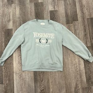 Abercrombie & Fitch soft A&F collection - Blue Yosemite sweatshirt.